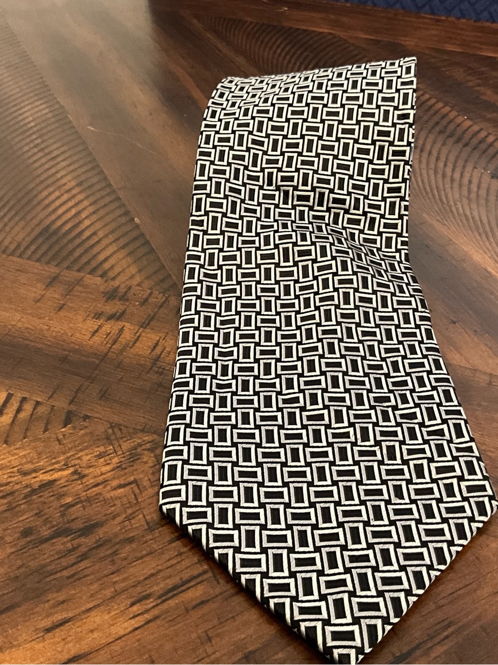 Geometric Black & White Men's Suit Tie